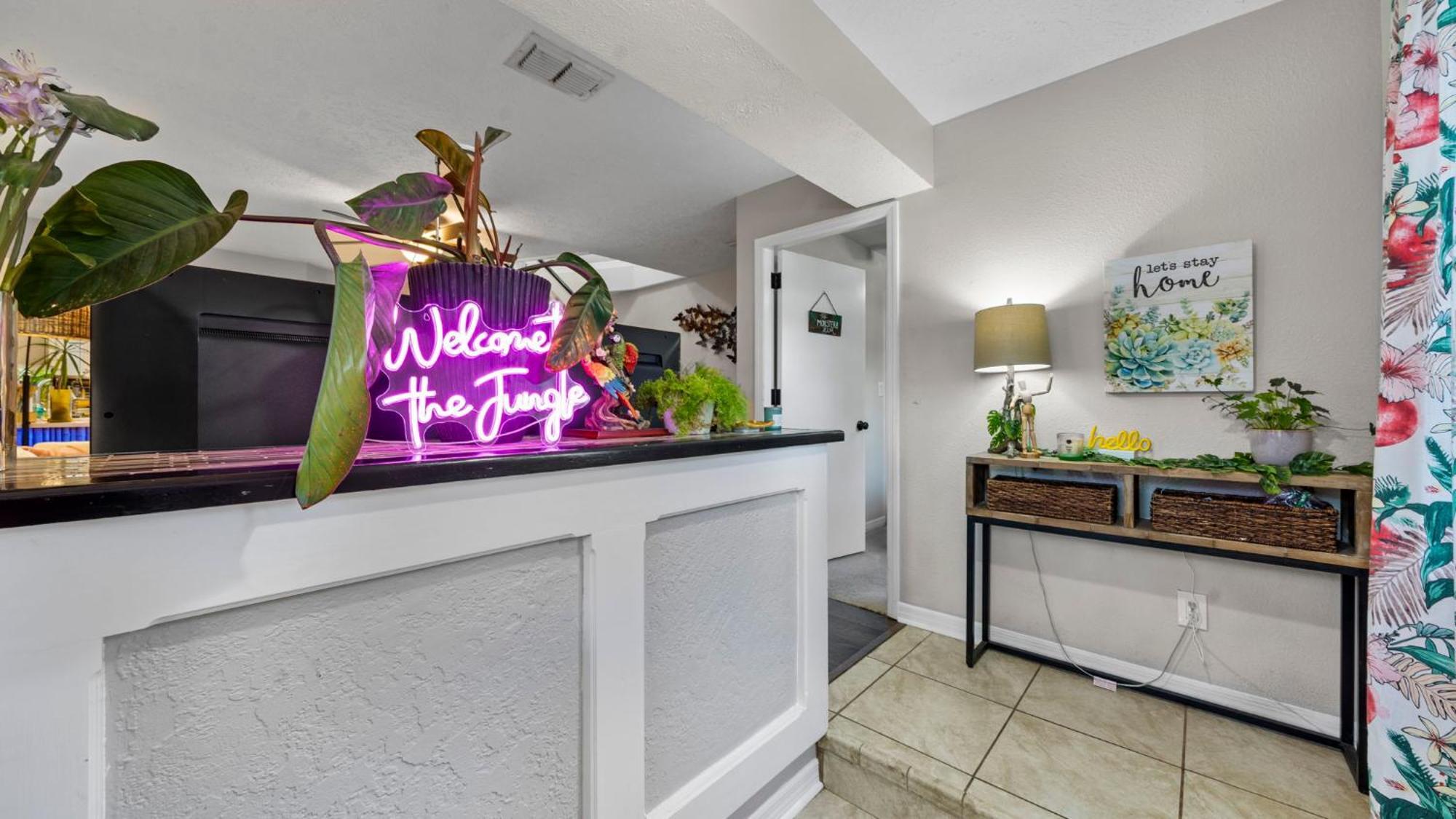 Zen Jungle House By Busch Gardens Sleeps 12 With Outdoor Games & Detached Play Space! Tampa Exteriör bild